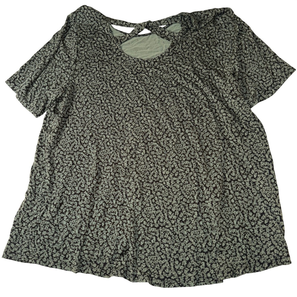 Lane Bryant T-Shirt 18/20 Green Black Floral Lattice Back Short Sleeve Plus Size